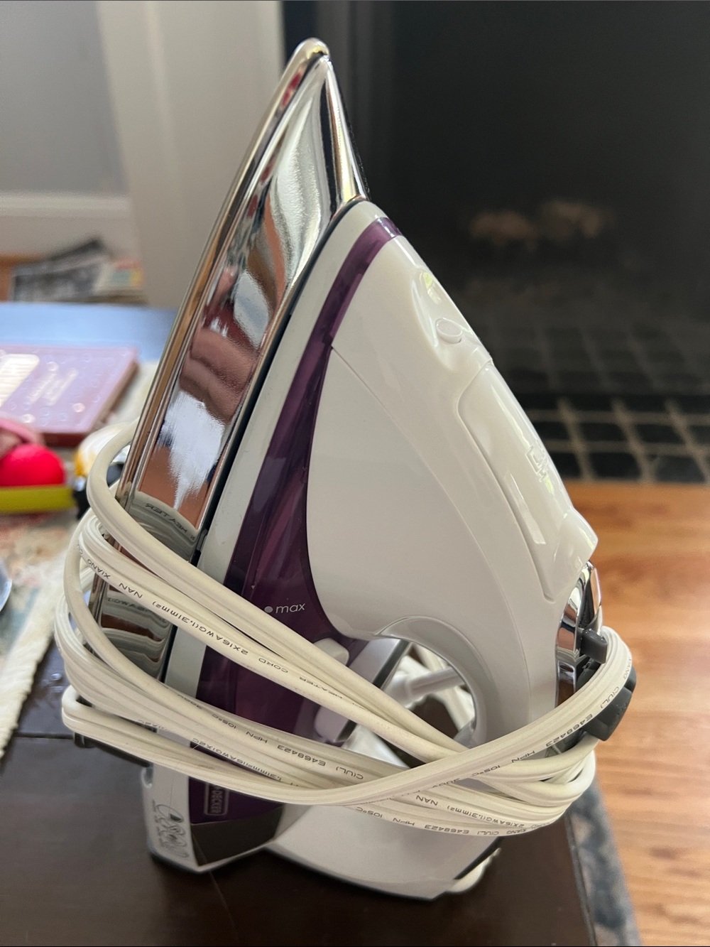 Black & Decker White and Purple Handheld Steam Iron
